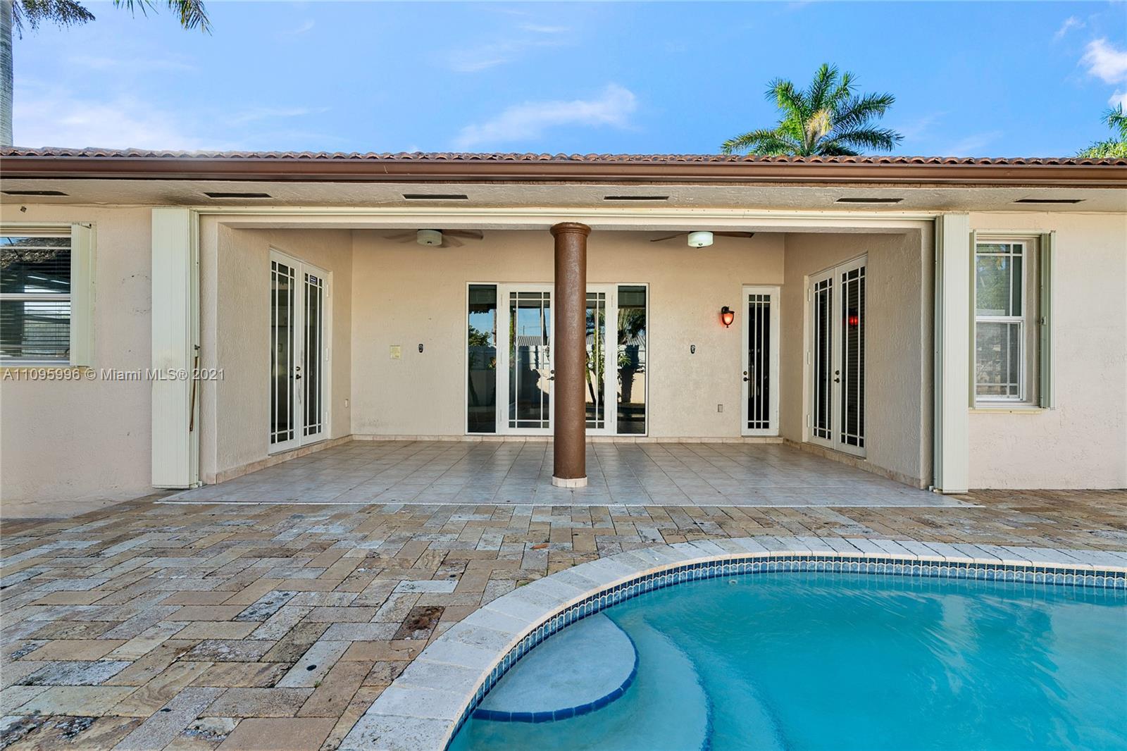 3671 Southwest 139th Court Miami, FL 33175 - Photo 53 of 56 a view of a house with a tub