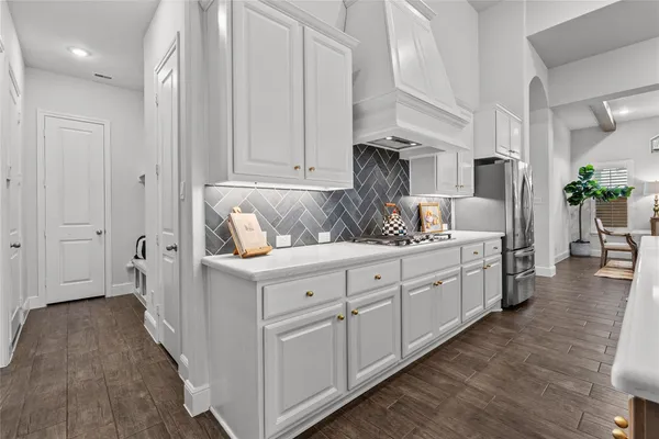 $4,700 | 1713 Waterlilly River Lane, League City, TX 77573