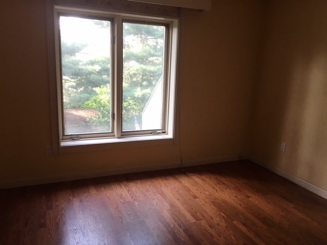 5 Tsienneto Road, Unit 3 Derry, NH 03038 - Photo 8 of 10