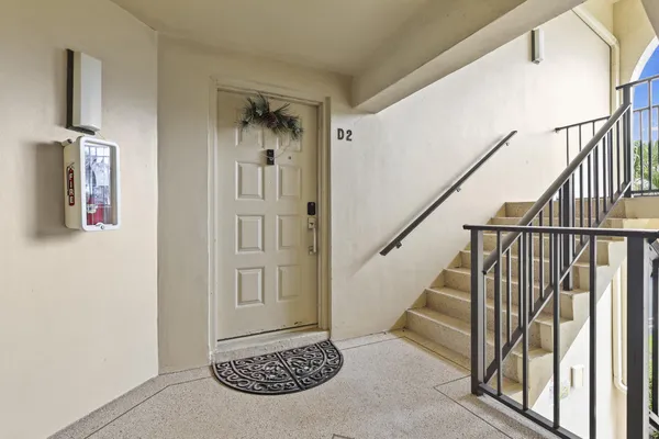 $2,400 | 629 Sea Pine Way, Unit D2, Greenacres, FL 33415