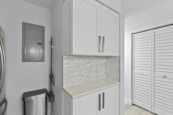 $2,400 | 629 Sea Pine Way, Unit D2, Greenacres, FL 33415