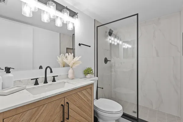 $2,400 | 629 Sea Pine Way, Unit D2, Greenacres, FL 33415