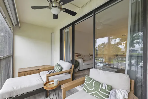 $2,400 | 629 Sea Pine Way, Unit D2, Greenacres, FL 33415