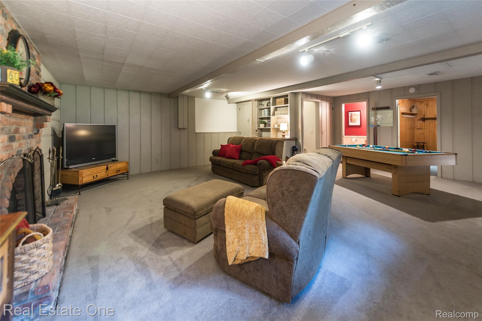 5330 Golf Club Road Howell, MI 48843 - Photo 36 of 61 DSC_0111.jpg