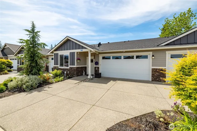 $571,500 | 742 Parkland Loop, Sedro-Woolley, WA 98284