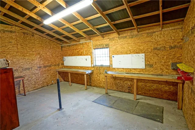 $525,000 | 15991 State Highway 30, Richards, TX 77873