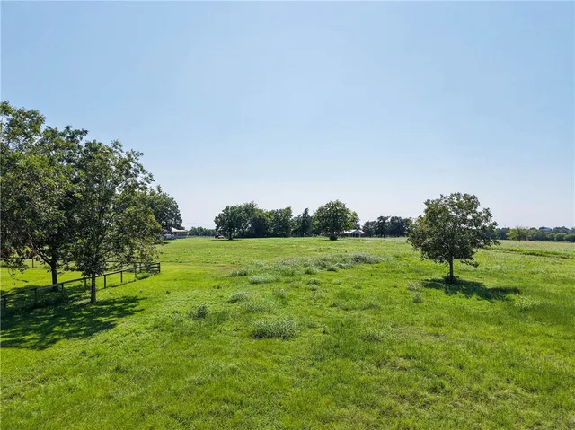 $525,000 | 15991 State Highway 30, Richards, TX 77873