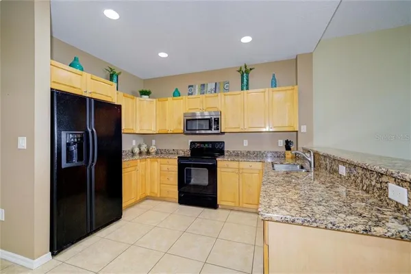 $2,500 | 530 South Gulfview Boulevard, Unit 401, Clearwater Beach, FL 33767