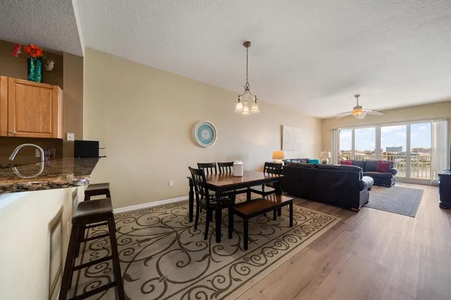 $2,500 | 530 South Gulfview Boulevard, Unit 401, Clearwater Beach, FL 33767