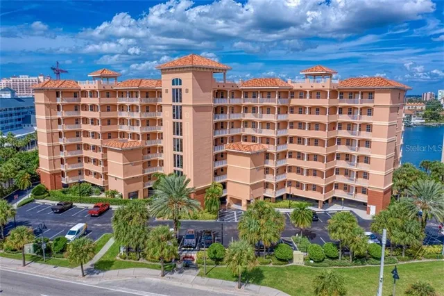 $2,500 | 530 South Gulfview Boulevard, Unit 401, Clearwater Beach, FL 33767