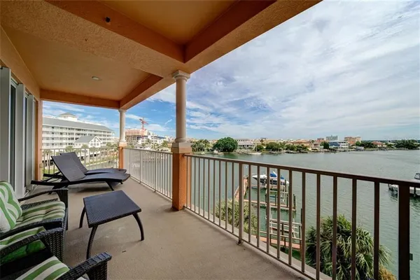 $2,500 | 530 South Gulfview Boulevard, Unit 401, Clearwater Beach, FL 33767