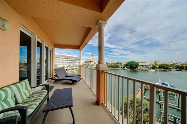 $2,500 | 530 South Gulfview Boulevard, Unit 401, Clearwater Beach, FL 33767