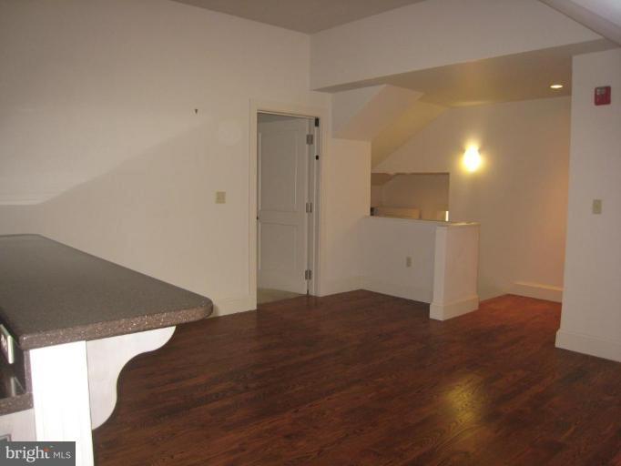 136 Main Street Annapolis, MD 21401 - Photo 7 of 19 Family Room