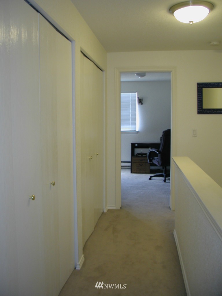 7740 196th Street Southwest, Unit 20 Edmonds, WA 98026 - Photo 18 of 25 Gallery Image 18