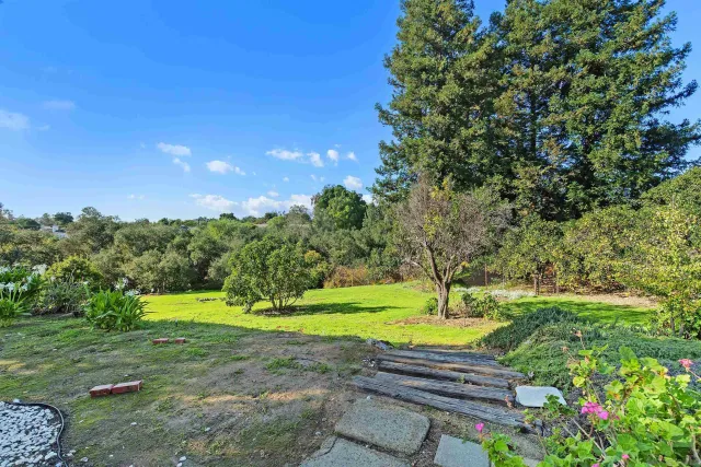 $1,299,000 | 363 Tumble Creek Lane, Fallbrook, CA 92028