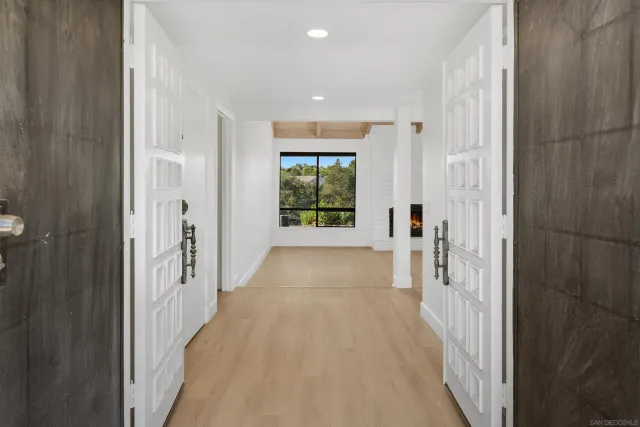 $1,299,000 | 363 Tumble Creek Lane, Fallbrook, CA 92028