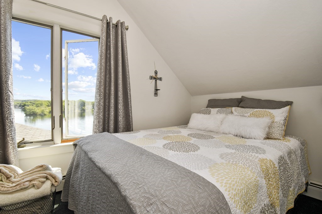 409 Bridle Path Worcester, MA 01604 - Photo 15 of 32 Gallery Image 15