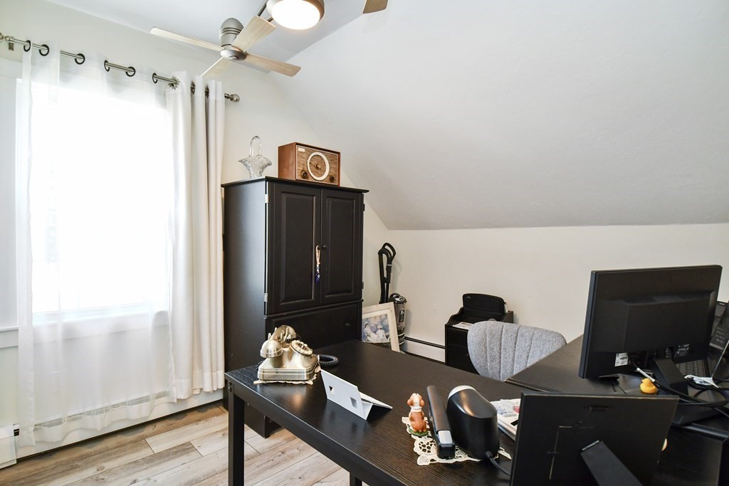 409 Bridle Path Worcester, MA 01604 - Photo 19 of 32 Gallery Image 19