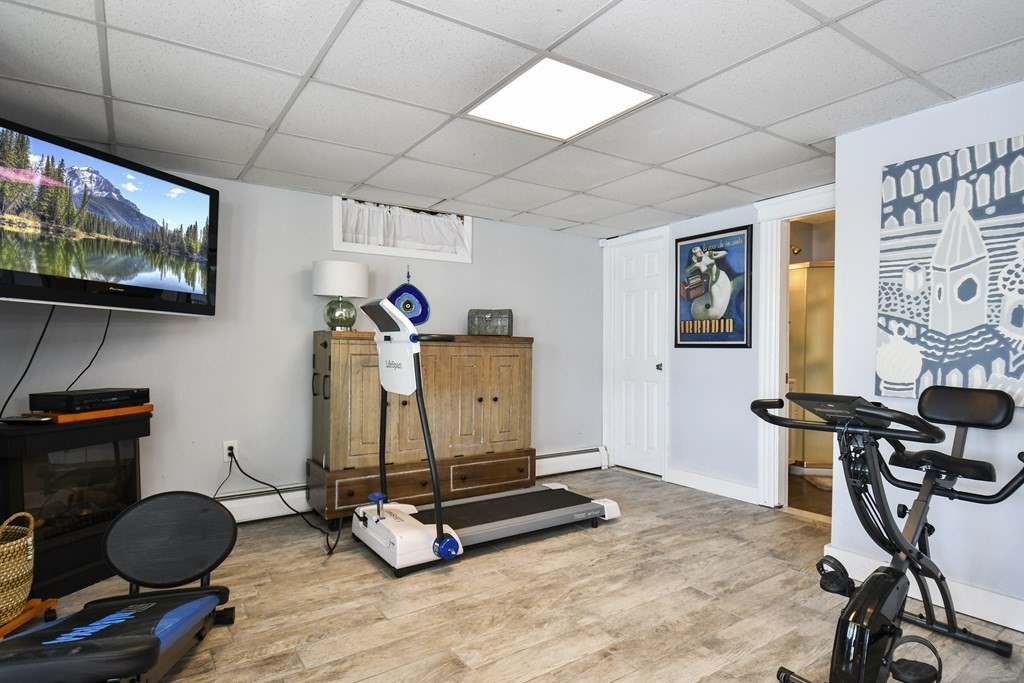 409 Bridle Path Worcester, MA 01604 - Photo 24 of 32 Gallery Image 24