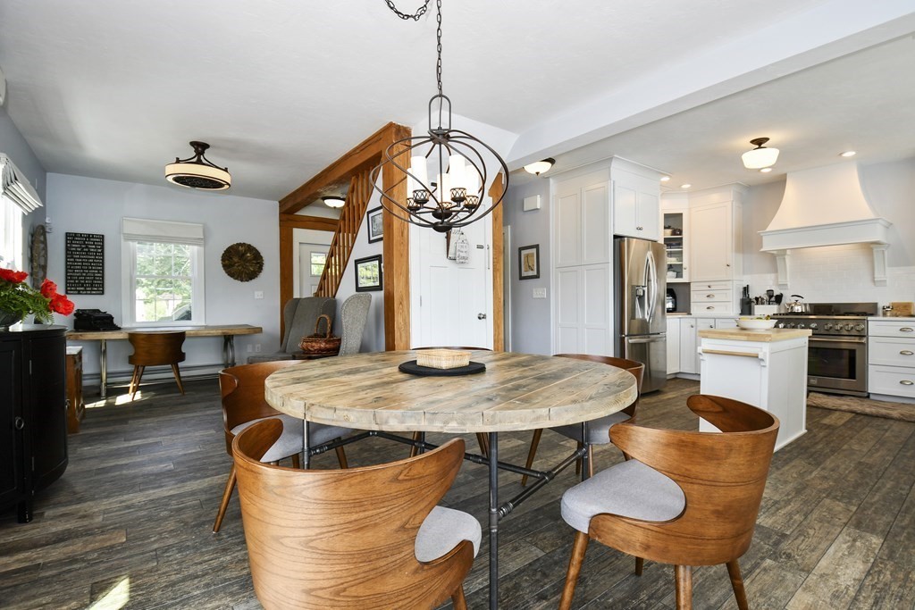 409 Bridle Path Worcester, MA 01604 - Photo 7 of 32 Gallery Image 7