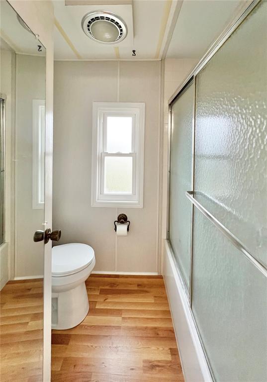 1100 South Belcher Road, Unit 645 Largo, FL 33771 - Photo 27 of 63 Primary bathroom