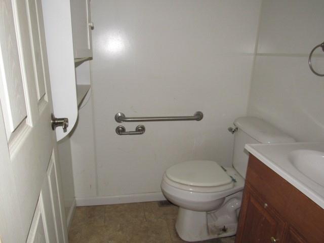 421 1st Street Chestnut Ridge, PA 15422 - Photo 12 of 31