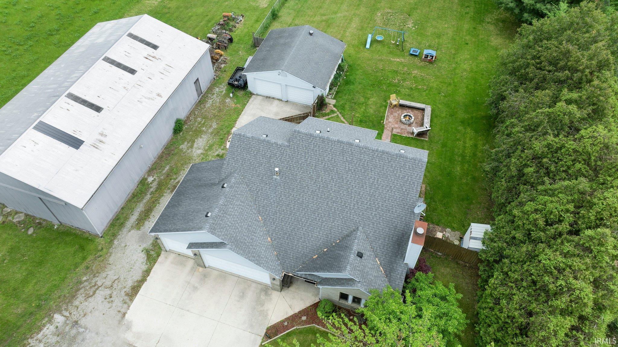 12008 Coldwater Road Fort Wayne, IN 46845 - Photo 13 of 36