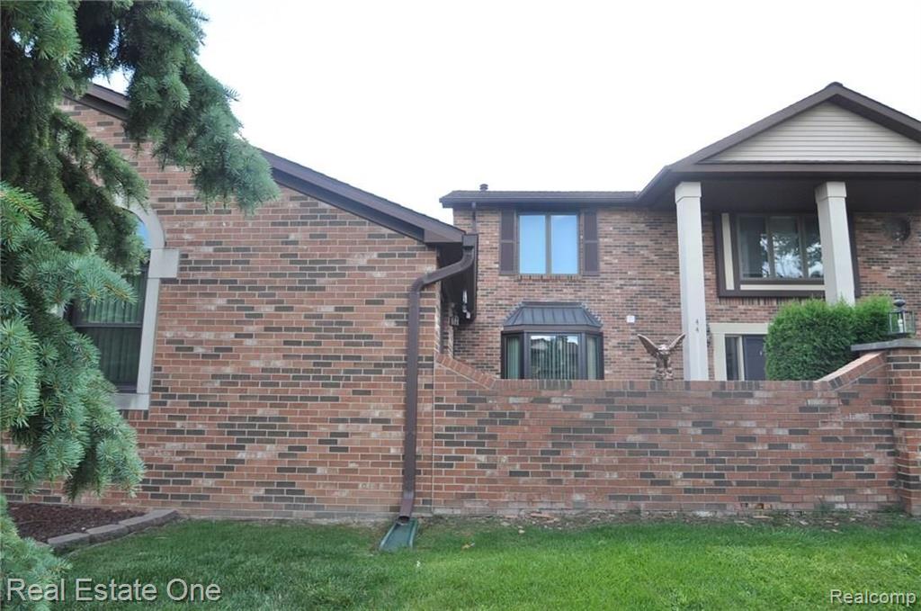 2232 London Bridge Drive Rochester Hills, MI 48307 - Photo 5 of 29