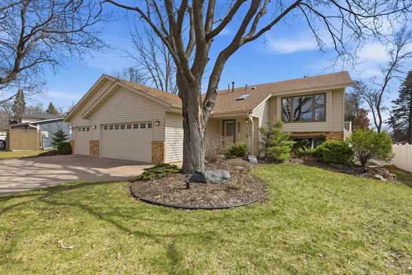 $579,900 | 10549 Kentucky Avenue South, Bloomington, MN 55438
