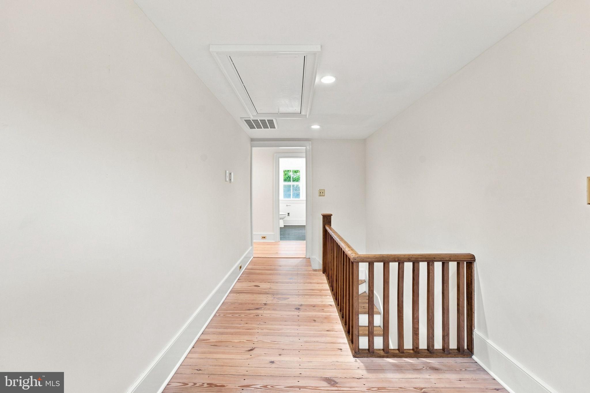5519 Hopewell Road The Plains, VA 20198 - Photo 51 of 78 Hallway