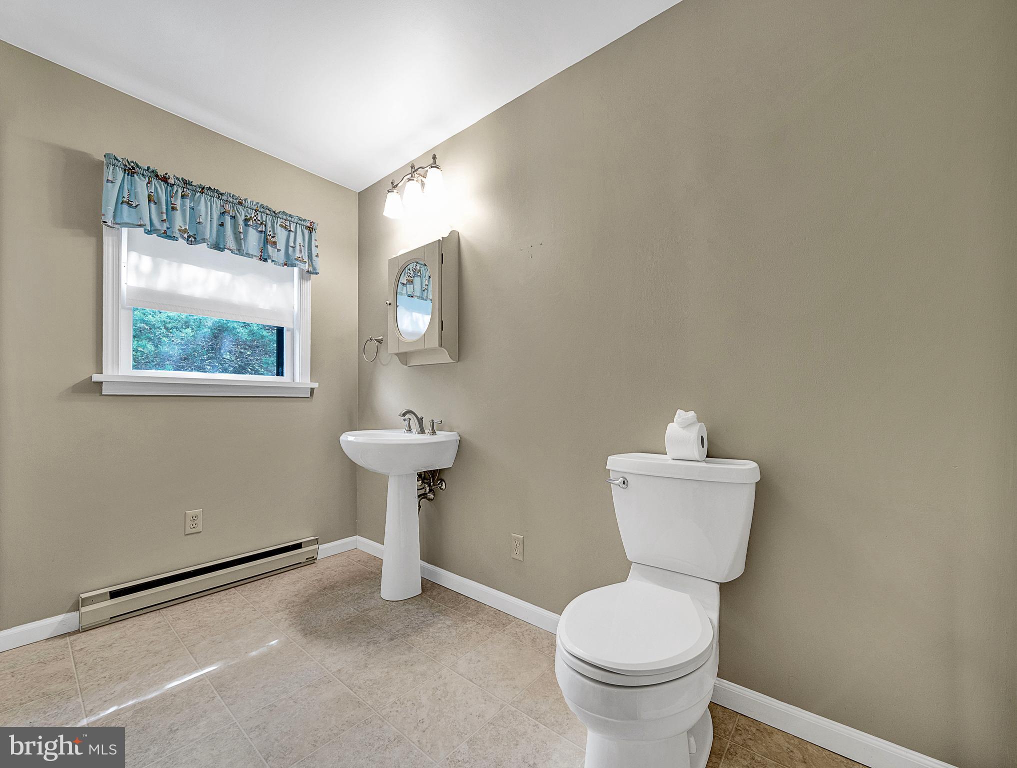 370 Kansas Road Warrington, PA 18976 - Photo 16 of 53 full bath off of the main bedroom or flex room