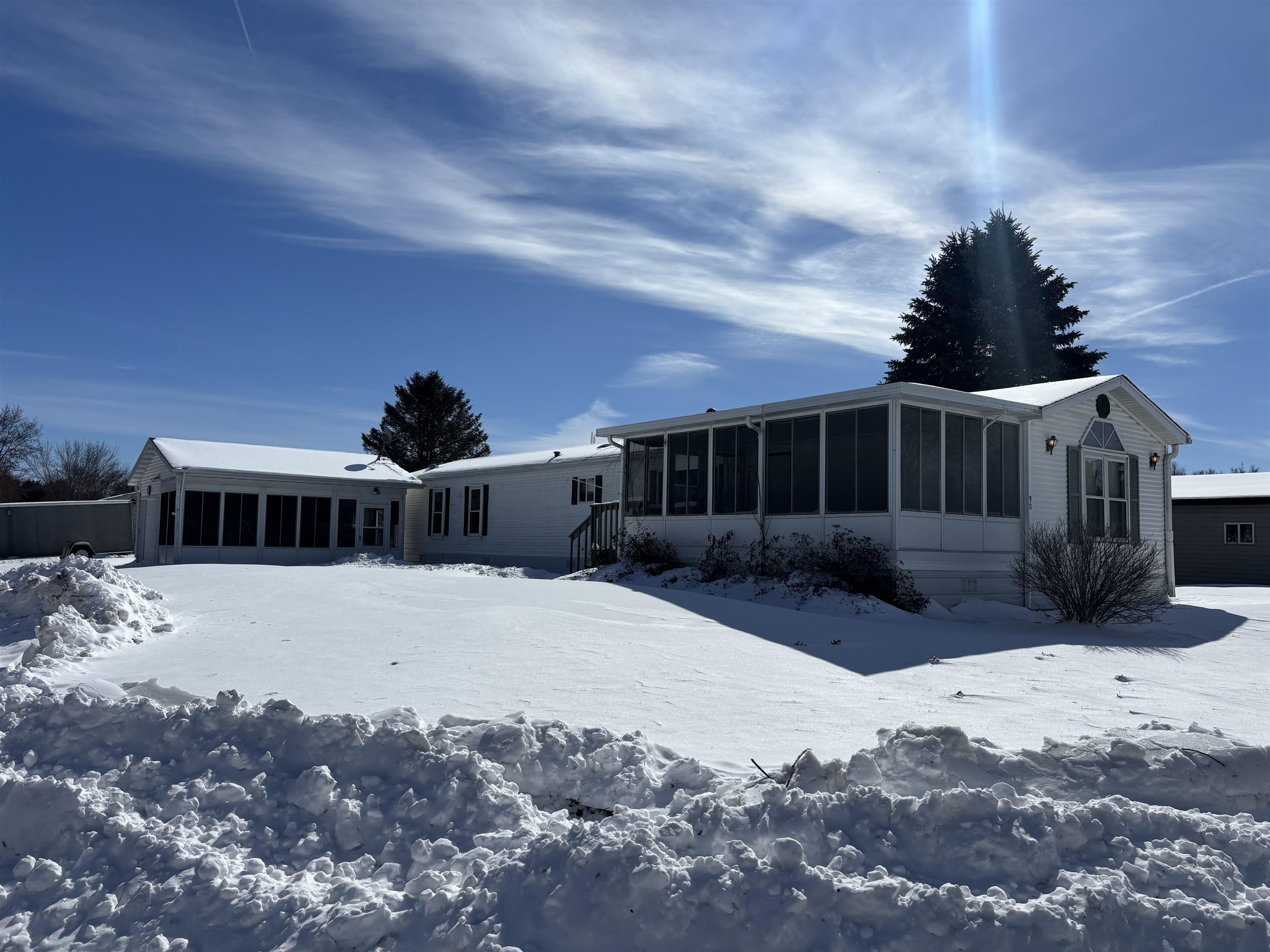 90 London Drive, Unit 90 Sparta, WI 54656 - Photo 2 of 29