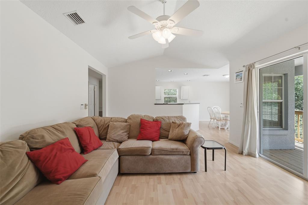 393 South Dexter Avenue DeLand, FL 32720 - Photo 14 of 38