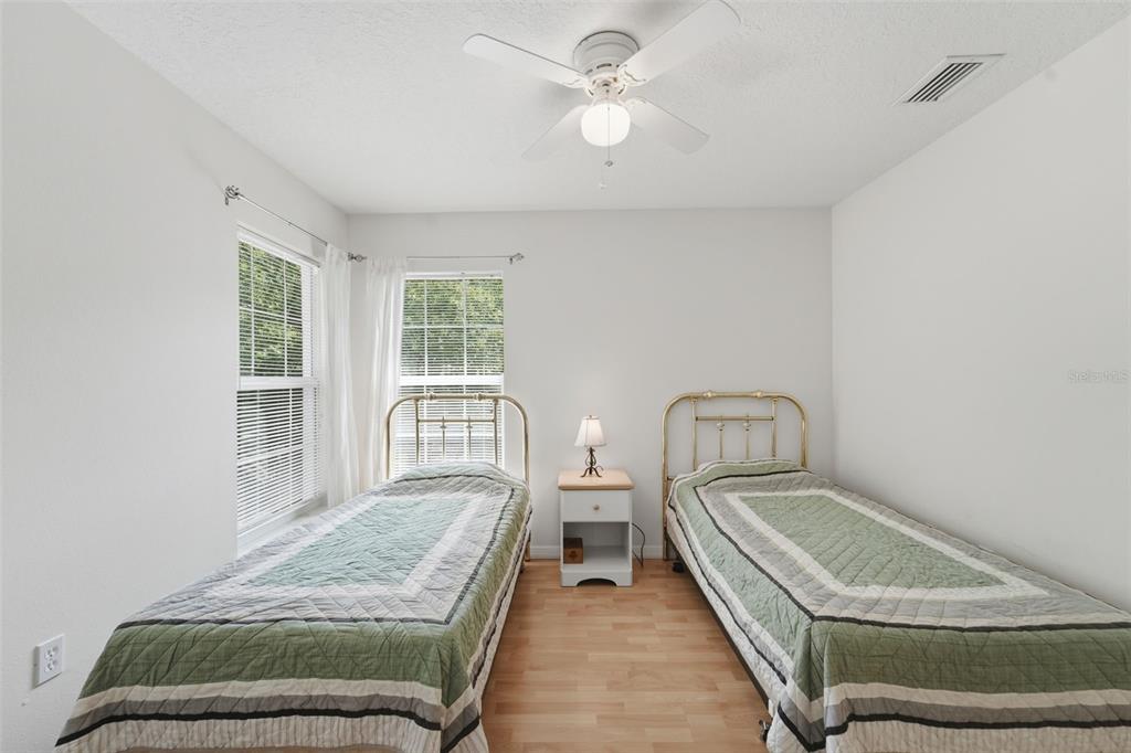 393 South Dexter Avenue DeLand, FL 32720 - Photo 23 of 38
