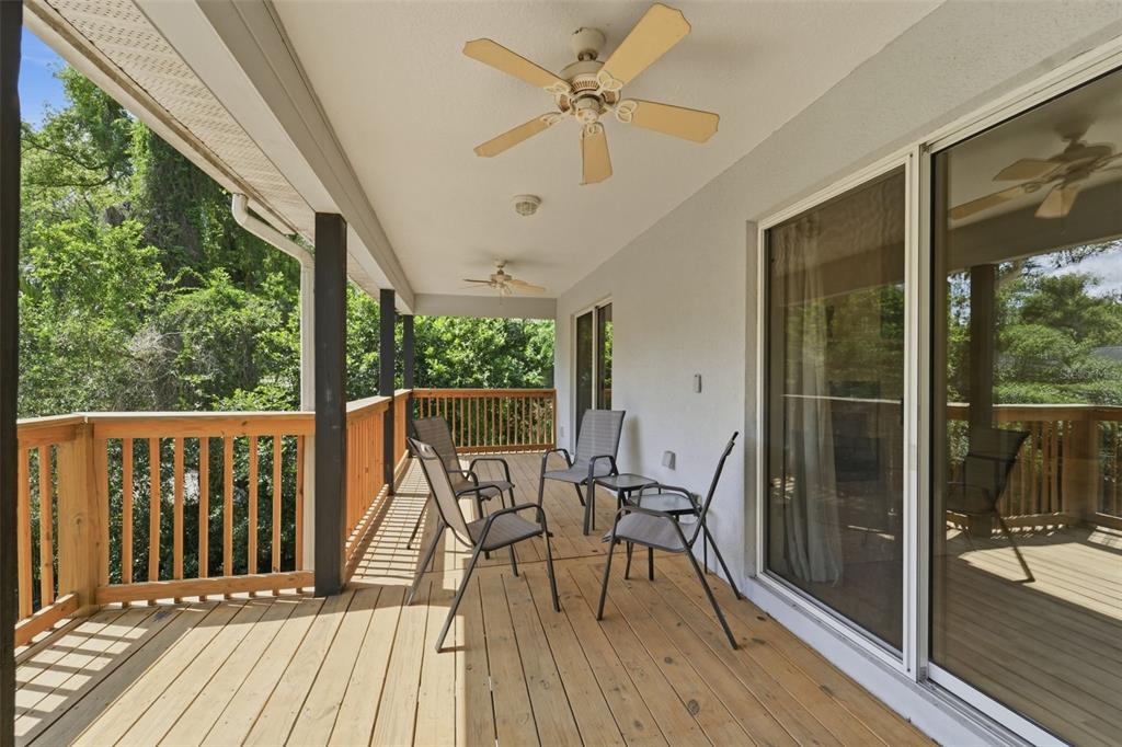 393 South Dexter Avenue DeLand, FL 32720 - Photo 9 of 38