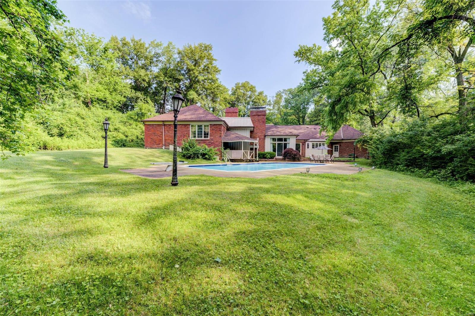 10 Upper Barnes Road St. Louis, MO 63124 - Photo 32 of 42