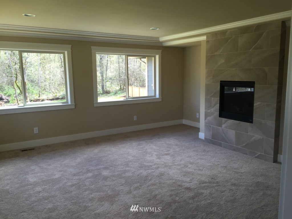 10412 148th Avenue Southeast Renton, WA 98059 - Photo 14 of 18