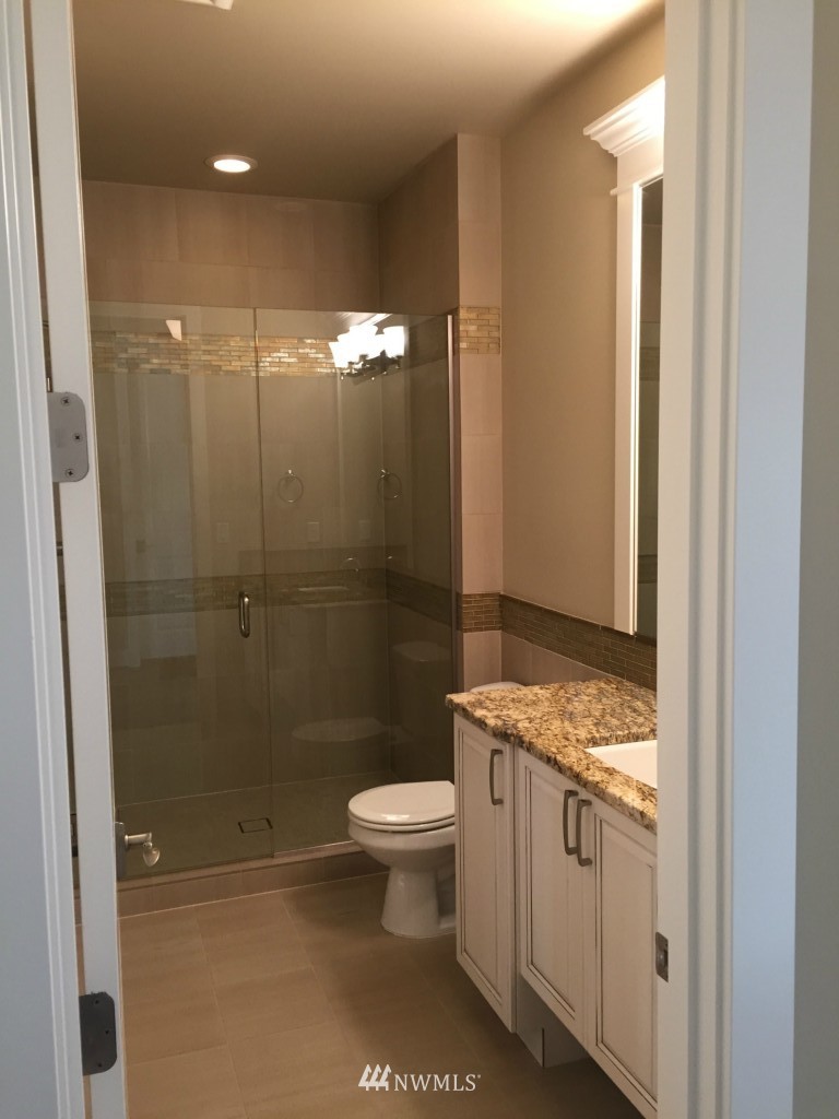 10412 148th Avenue Southeast Renton, WA 98059 - Photo 15 of 18
