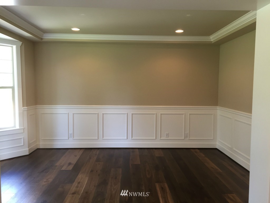 10412 148th Avenue Southeast Renton, WA 98059 - Photo 8 of 18