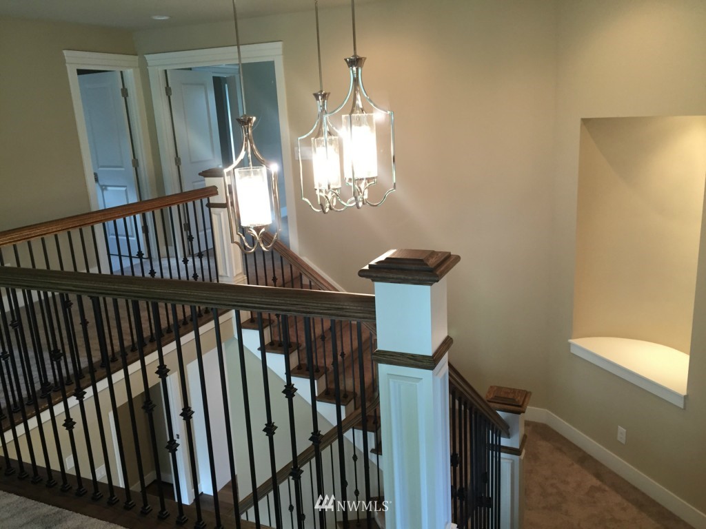 10412 148th Avenue Southeast Renton, WA 98059 - Photo 10 of 18