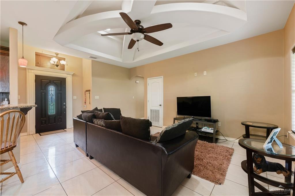 28177 Glenview Road Rio Hondo, TX 78583 - Photo 5 of 23