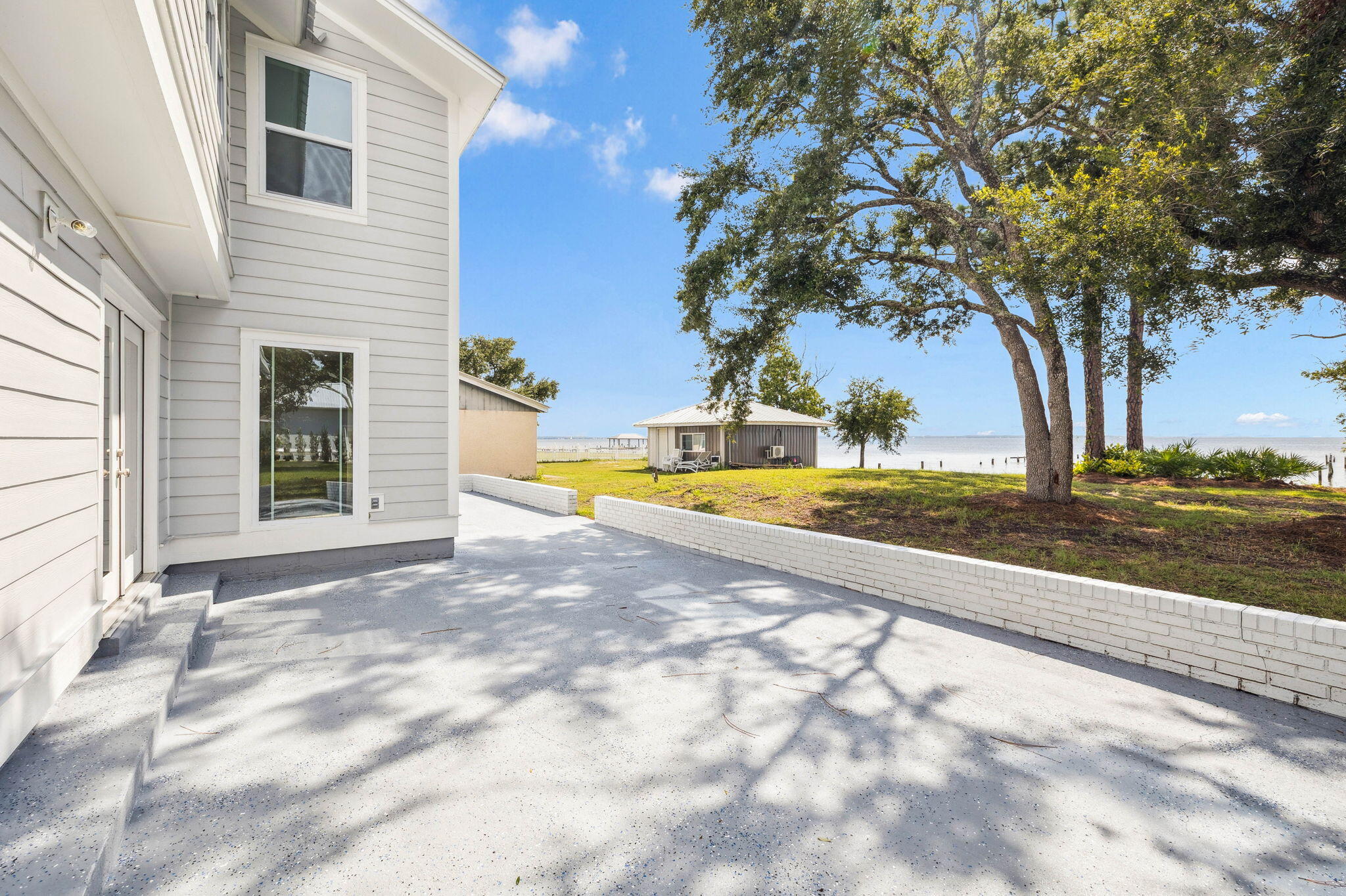 2208 Bay Grove Road Freeport, FL 32439 - Photo 21 of 72 Back Patio