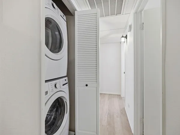 $3,045 | 26914 Flo Lane, Unit 443, Canyon Country, CA 91351