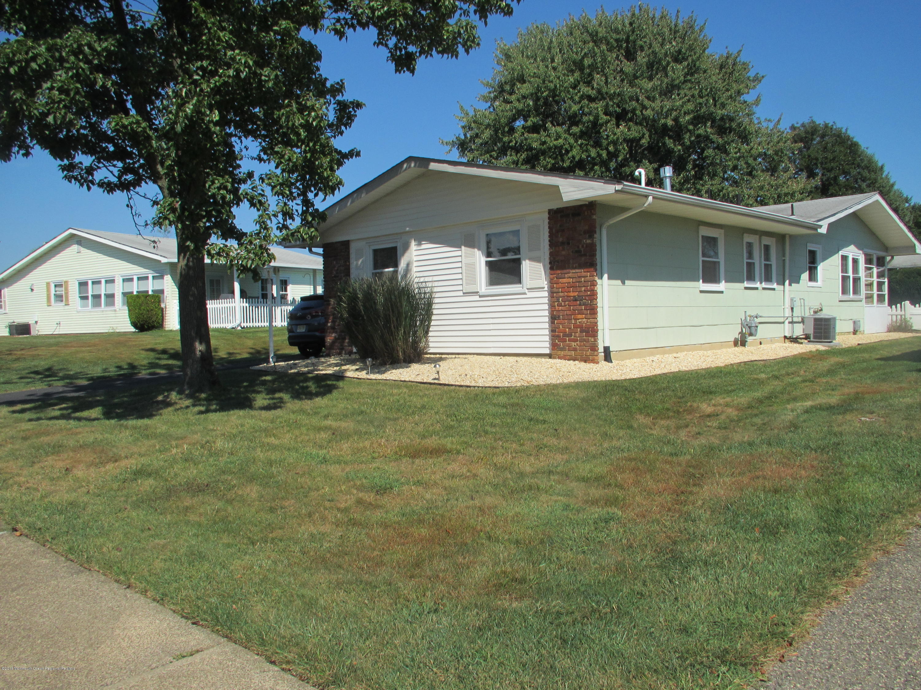 1 Constable Street Brick, NJ 08724 - Photo 1 of 23 greenbriar 001