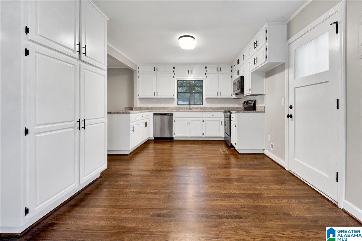 420 Redmayne Road Gardendale, AL 35071 - Photo 9 of 27 Gallery Image 9