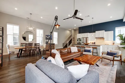 $739,000 | 4810 Springdale Road, Austin, TX 78723