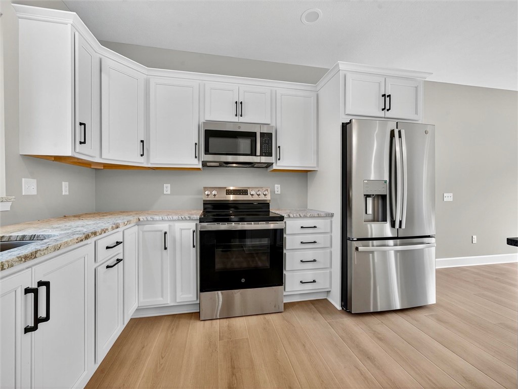 1119 Wall Road Webster, NY 14580 - Photo 12 of 49