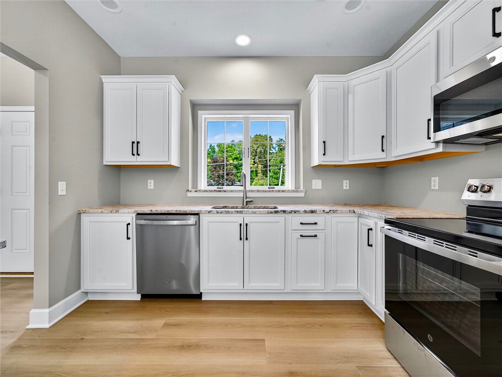 1119 Wall Road Webster, NY 14580 - Photo 13 of 49