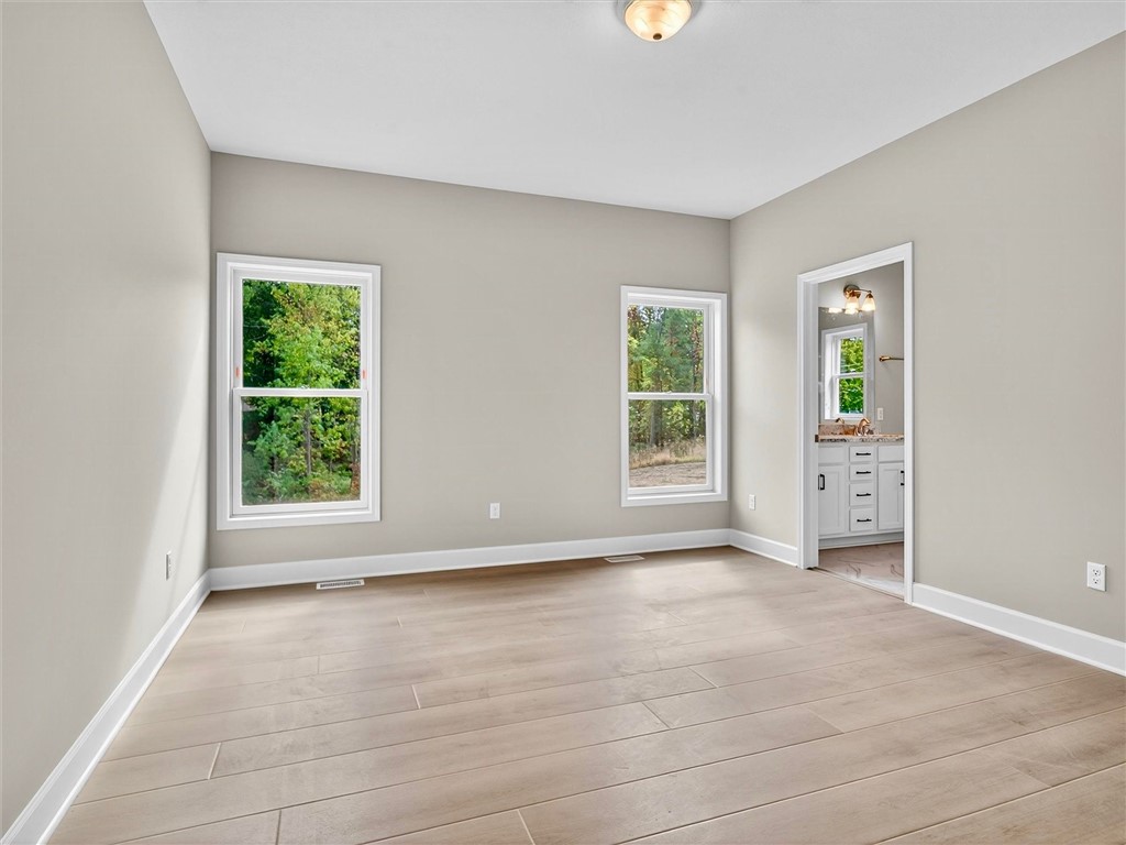 1119 Wall Road Webster, NY 14580 - Photo 22 of 49 Primary bedroom