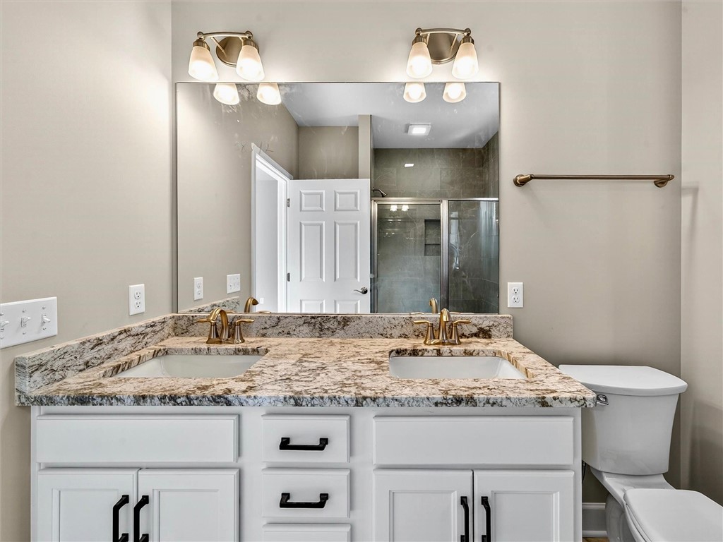 1119 Wall Road Webster, NY 14580 - Photo 26 of 49 Primary full bathroom with double sink quartz coun